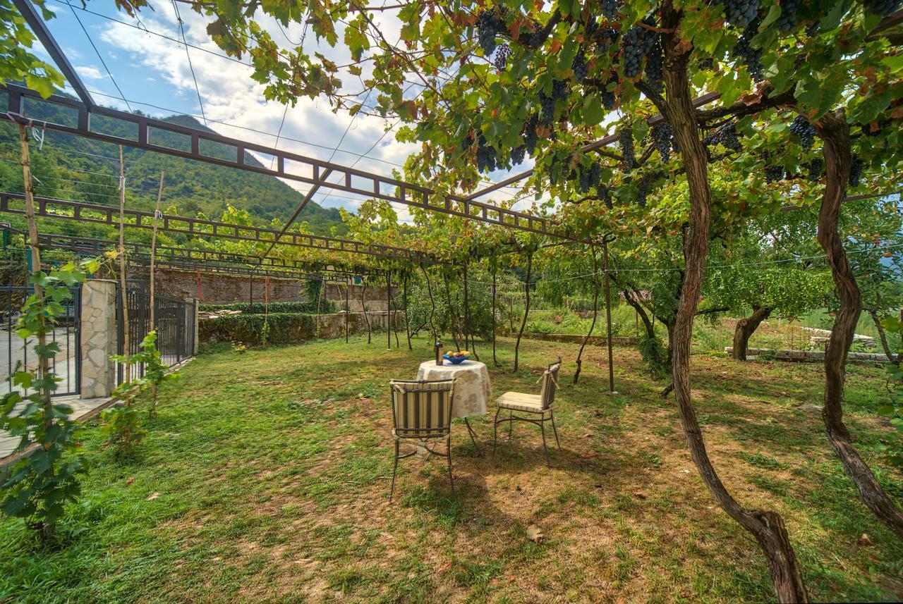 Villa Semeder Вирпазар Екстериор снимка